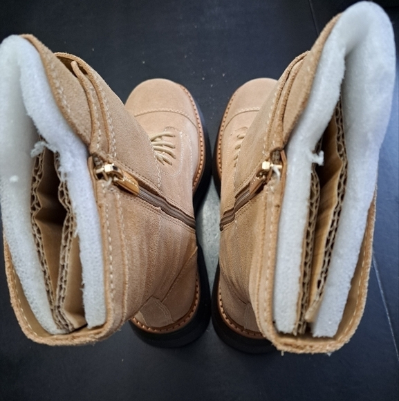 NIB Vince Camuto Monchia Platform Moto Boots Size 8.5 - Picture 6 of 12